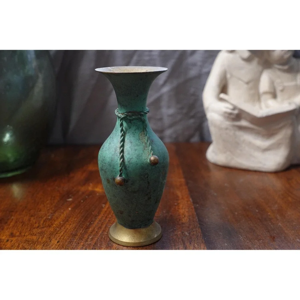 Vintage brass metal tulip shape set of 2 vases 6 inches metal rope decor